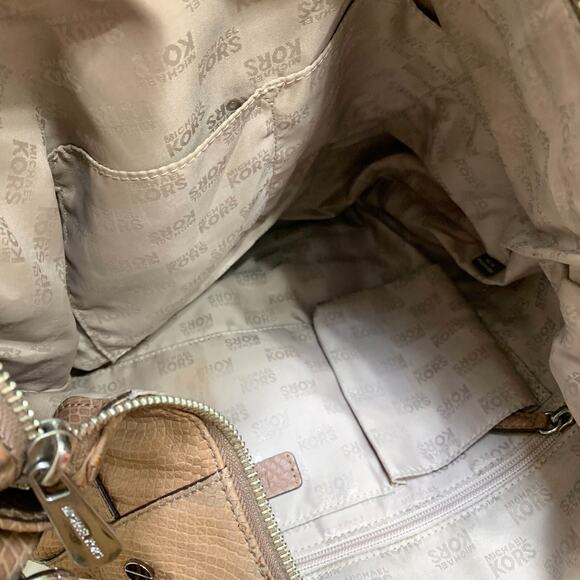 MICHAEL KORS Large N/S Top Zip MEGAN Hobo Dark Dune Snake-Embossed Leather - Picture 10 of 16